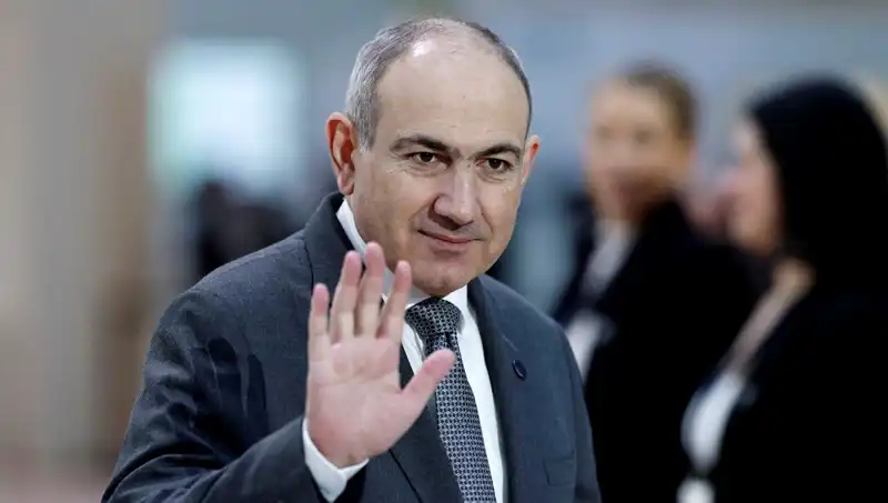 Ermenistan Başbakanı Paşinyan, İktidar Gaspı Planının Engelinden Bahsetti