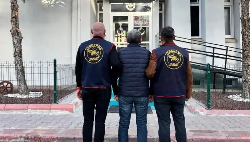 MİT TIR'larının Durdurulmasında Rol Oynayan Emniyet Müdürü Yakalandı