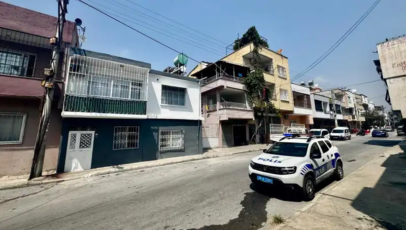 Silah Sesleri İle Tüyler Ürperten Olay: Anne Kızı Ölü Bulundu