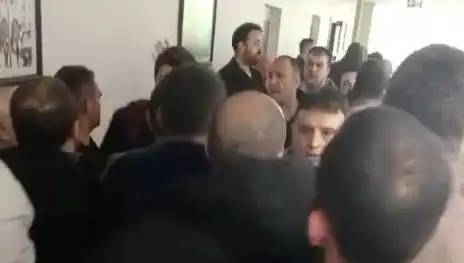 Karamürsel Belediyesi'nde İhale Kavgası: Tartışmanın Ardındaki Gerçekler
