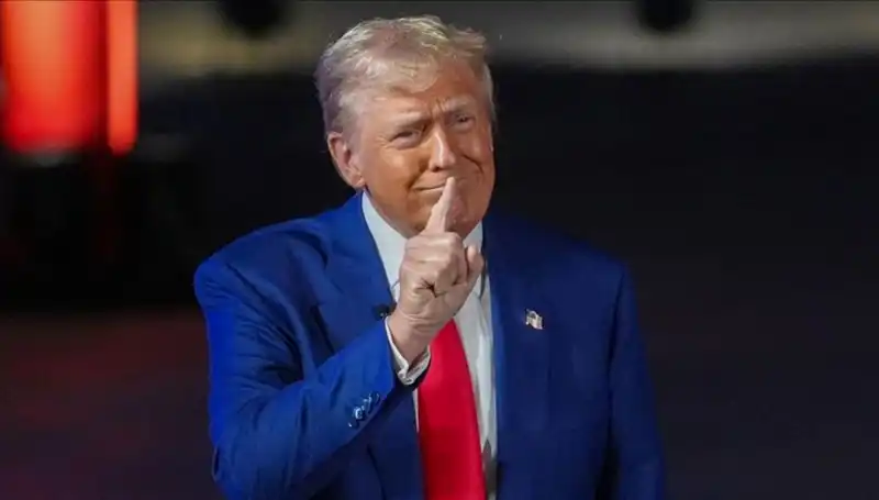 Trump'tan Şaşırtan Adım: Wall Street Journal'dan Hamle ve Epstein Mektubu