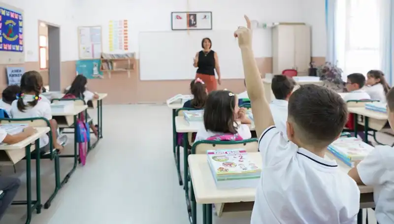 Öğretmenler İçin Mayıs Ek Ders Ödemeleri Bayramdan Önce Yatacak mı?