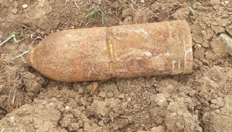 Çanakkale'de Tarih Başına Gelenden 100 Yıl Sonra Patlamamış Mermi Bulundu!