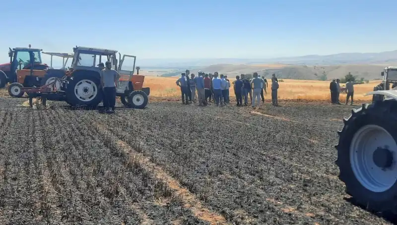 Yozgat'ta Feci Yangın! 100 Dönüm Tarım Alanı Alevlere Teslim Oldu