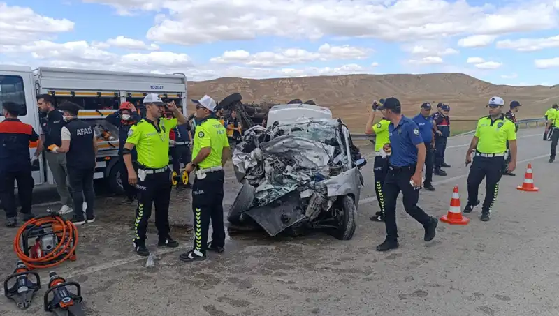Yozgat'ta Trafik Dehşeti: 3 Kayıp, 2 Yaralı
