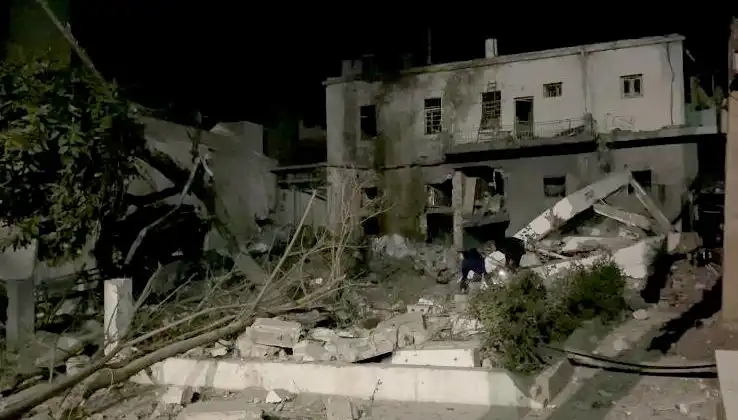 İsrail'in Hastane Saldırısı: Acil Servis Tamamen Yıkıldı