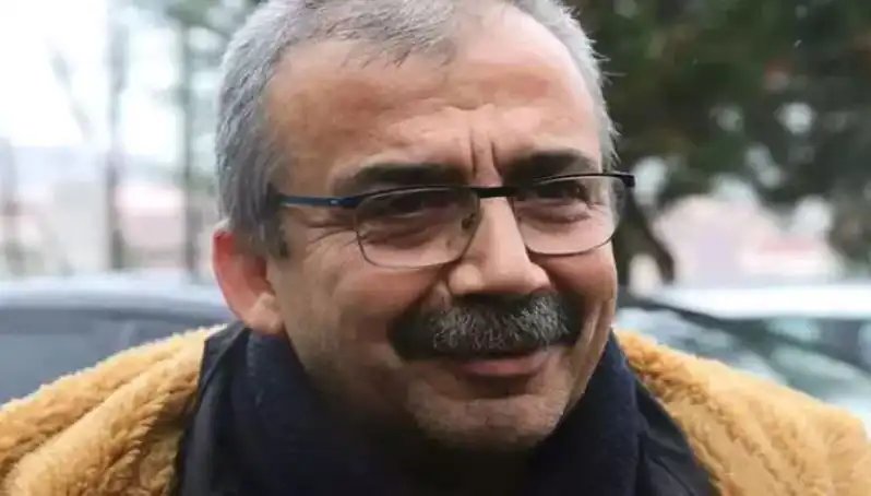 Sırrı Süreyya Önder: Tüm Türkiye'yi Üzen Hastalığı ve Hayatı