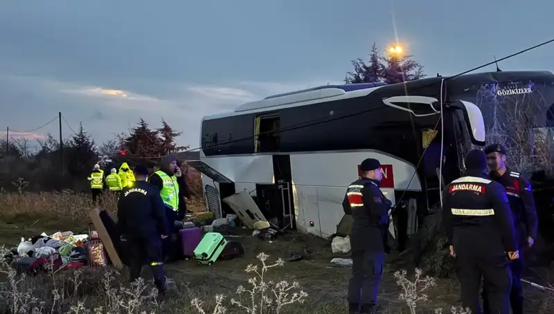 Çanakkale'de Otobüs Feci Kaza: 37 Yaralı Var, Detaylar Şok Edici!