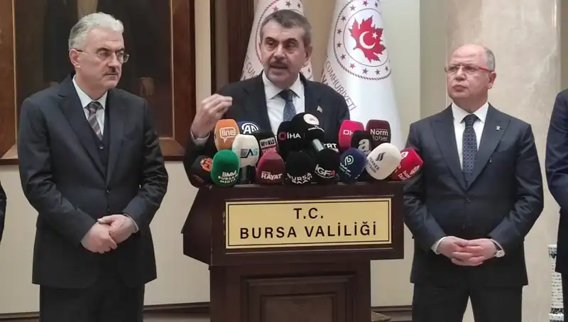 Bakan Tekin: Protestolara Katılan Çalışanlara Yaptırım Uyarısı Yapıldı