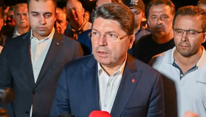 Bursa Orman Yangını ile FETÖ Bağlantısı: Bakan Tunç’tan Çarpıcı Açıklamalar