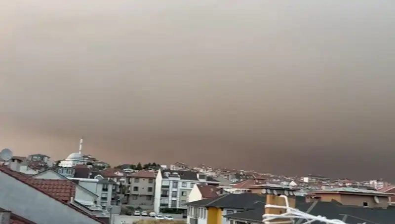 Bursalılara Müjde: Kül Yağmuru Uyarısı İle Dikkat Edin!