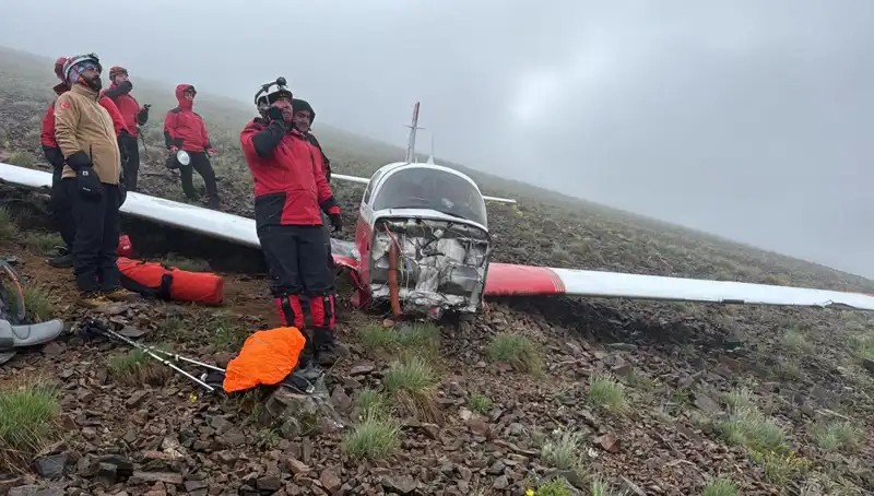 Türk Pilotun Uçak Kazası: Hayatını Kaybetti, Kadın Yolcu Kurtuldu