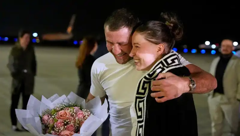 Rusya’dan Serbest Bırakılan Balerin ve Sevgilisinin Yürek Burkan Hikayesi