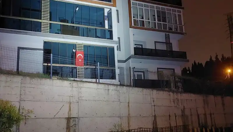 Sakarya'da Skandal: 4 Katlı Apartman Acil Tahliye Edildi!