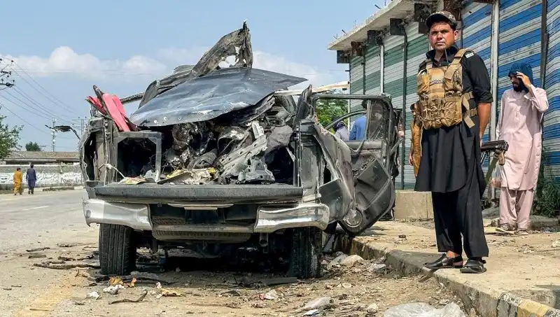 Pakistan'da Şok Edici Patlama: Dört Hükümet Yetkilisi Hayatını Kaybetti