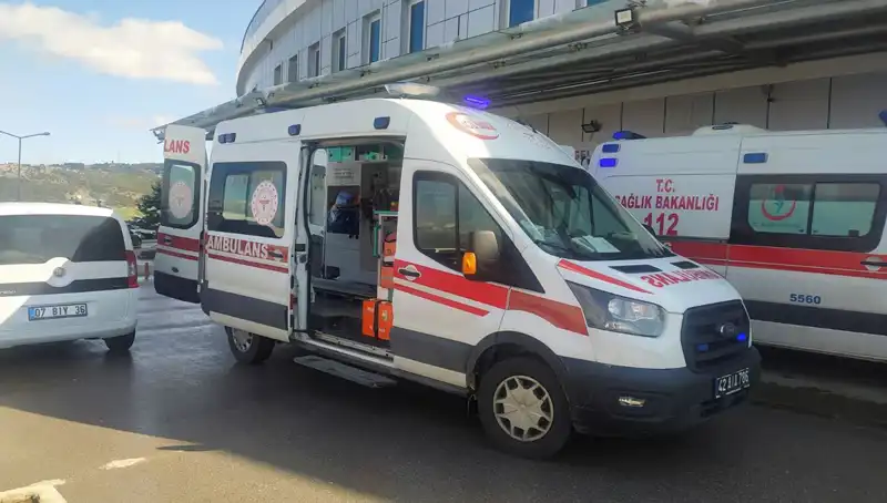 Düğün Heyecanı Hastanede Sona Erdi: Geleneksel Bir Yıldırım Kafası!