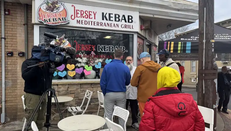 Türk Aileye Şok: Yeşil Kart Beklerken Trumpzede Oldular!