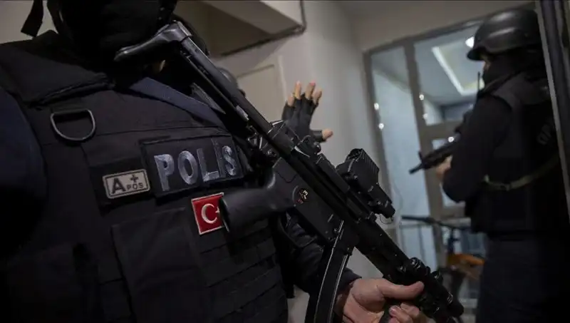 Samsun'da Dev Uyuşturucu Operasyonu: 3.962 Sentetik Ecza Hapı Ele Geçirildi