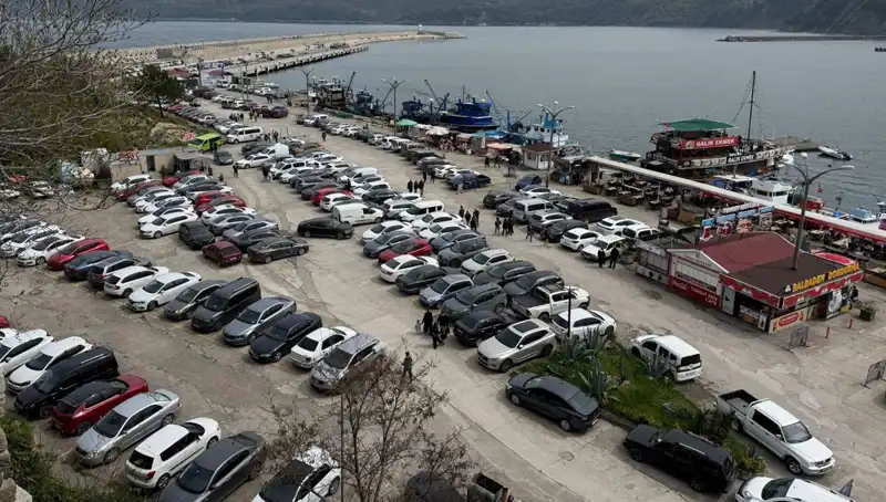 Bayram Takvimi ve Araç Yoğunluğu: 4 Günde 14 Bin 600 Araç Girişi!