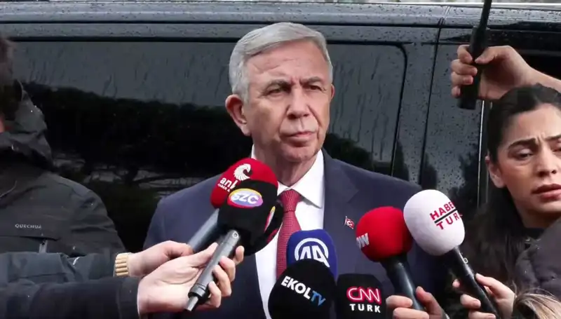 Mansur Yavaş, Dilek İmamoğlu ile Hukukun Güçlü Olmasını Konuştu