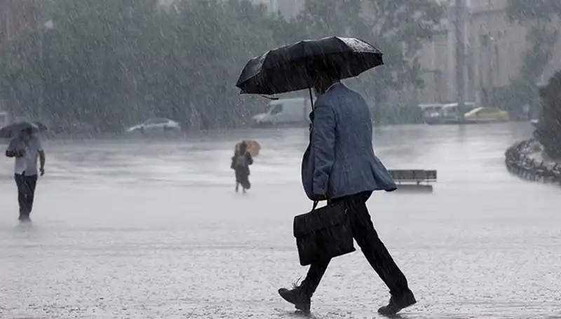 Meteoroloji'den Uyarı: Sağanak Yağış ve Kuvvetli Fırtına Kapıda