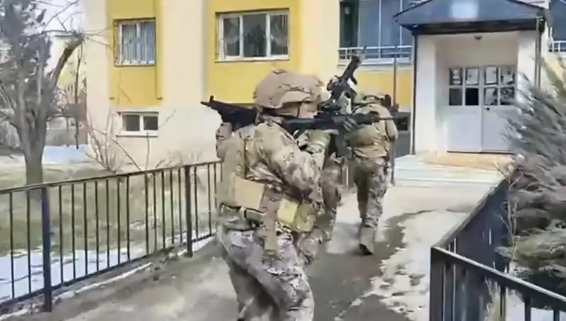 Bingöl'de DAEŞ'e Yönelik Büyük Operasyon: 3 Şüpheli Tutuklandı