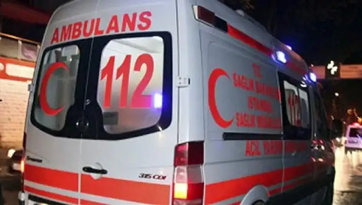 Afyonkarahisar’da Otomobil Devrildi: 1 Kişi Hayatını Kaybetti, 3 Yaralı
