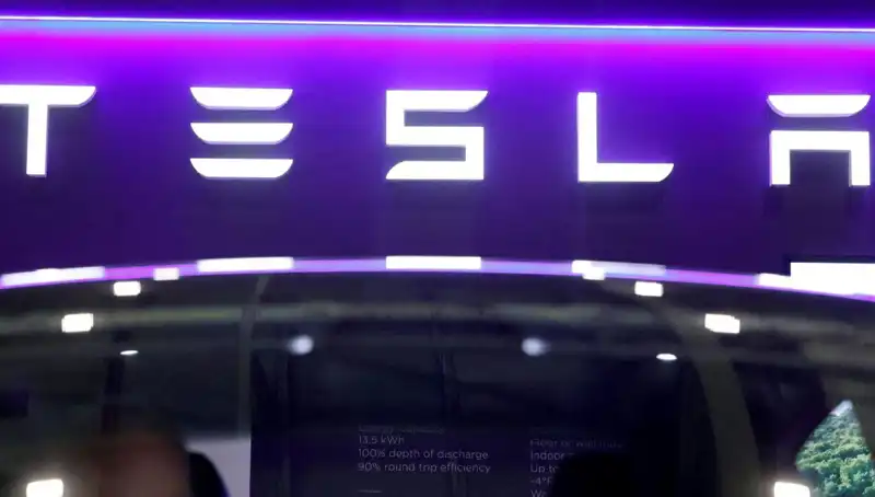 Tesla'nın Devrim Niteliğindeki Robotaxi Projesi: Sürücüsüz Taksi Hayalini Gerçekleştirdi mi?