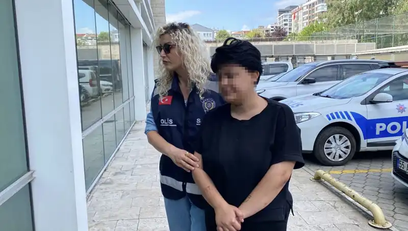 Annesini 11 Yerinden Bıçaklayan Genç Kızın Şok Edici İfadesi