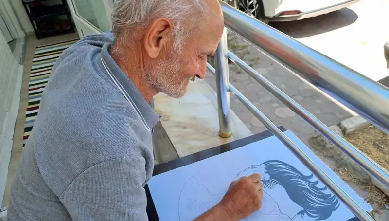 Emeklilikle Sanat Kariyerine Adım Attı: Resimleriyle Hayran Bırakıyor