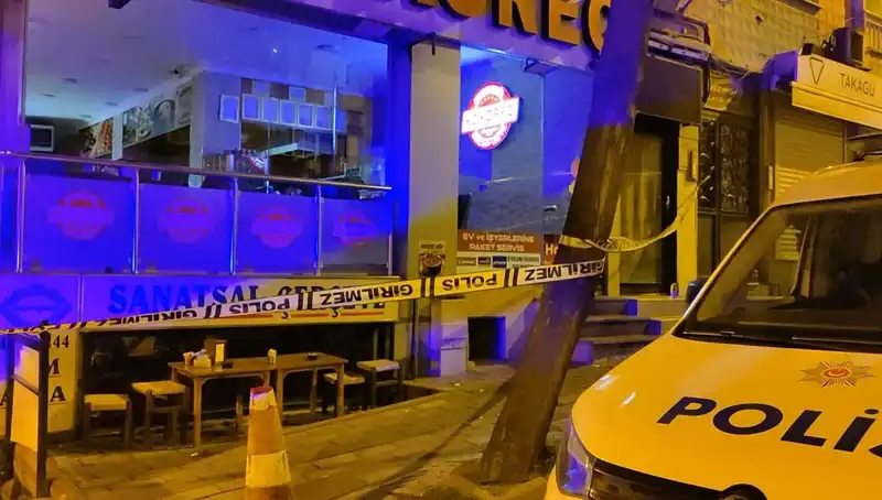 Üsküdar'da Çöp Kavgası: Komşular Arasında Tansiyon Yükseldi, Can Aldı