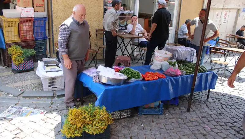 Doğanın Şifası: Dağlardan Sofralara Gelen Eşsiz Bitki 30 TL'den Satılıyor!