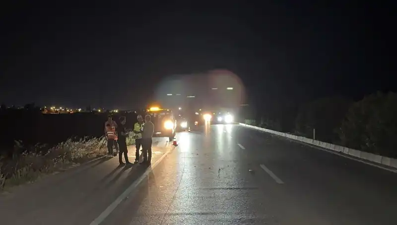 Adana'da Üç Araçlık Zincirleme Trafik Kazası: Detaylar ve Son Durum