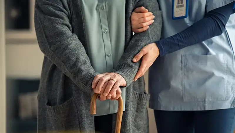 102 Yaşındaki Dünyanın En Yaşlı Doktorunun Uzun Yaşama Sırları