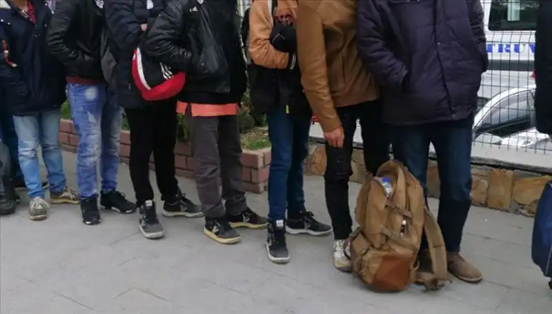 Edirne'de Gizli Gözler: 10 Düzensiz Göçmen Yakalandı