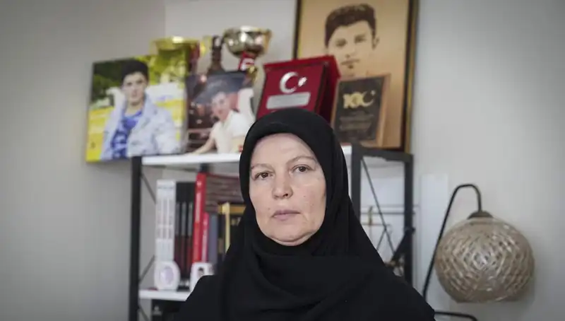 15 Temmuz'un Unutulmaz Kahramanı: 16 Yaşındaki Mahir Ayabak ve Acılı Annesi