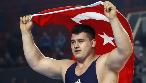 Rıza Kayaalp’e Şok Ceza: 4 Yıl Men Cezasıyla Sarsılan Güreş Dünyası