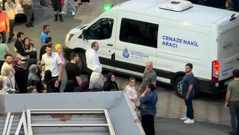 İstanbul'da Bebeğin Şüpheli Ölümü: Aile ve Yetkililer Ne Dedi?