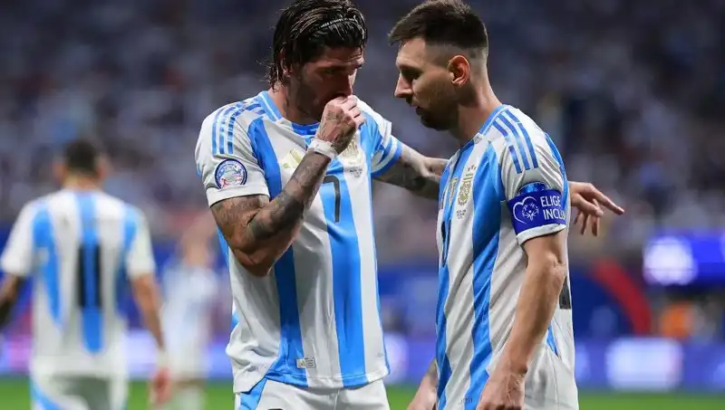Rodrigo de Paul, Messi ile Yeniden Buluştu: Futbol Dünyasında Neler Oluyor?